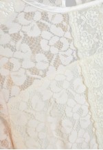 Vintage 00s lace dress in white